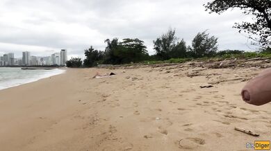 Babe can I cum on your tits while flashing strangers on the beach