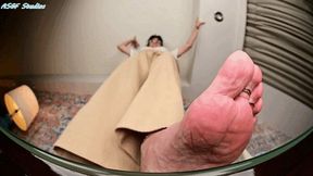 GIGANTIC Latina GILF pure pov GIANTESS Crush! - MOV