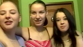 Dude Sex With 3 Beauty In Bar Wc