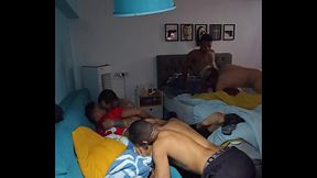 OS CARA METENDO A PICA NO NOVINHO