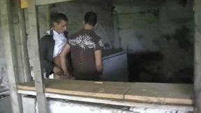French slut fucked by 2 top with big cocks
