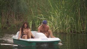 Dru Berrymore Takes Her Lover'_s Cock In The Boat