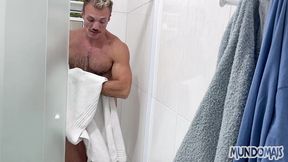 fetiche de homens tomando banho peladoes (parte 21)