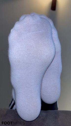 Silent Sock Tease - Ivys Feet - Footivities