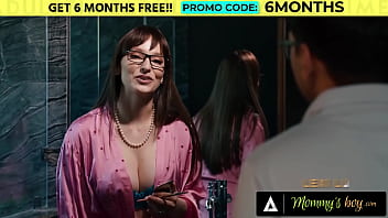 MOMMY&#039_S BOY - Horny Nearsighted MILF Lexi Luna Mistakes Stepson For Her Lover