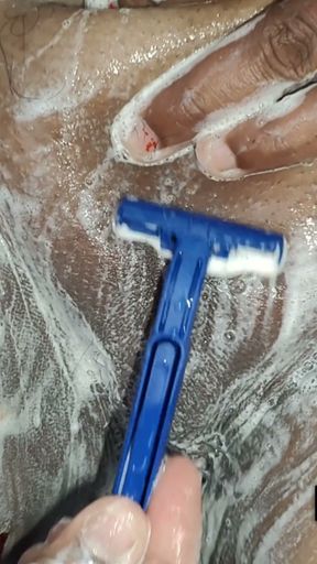 Full shaving video of aunty wife tamil aunty cleaning   Clip 2