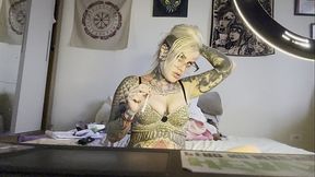 Punkloka - em casa trampando no camera prive, quer ver completo no angulo certo chama no provacy, pesquise o nome