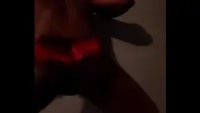 Perfect Booty Bounce: Solo Twink Shows Off Hot Twerking Skills – 18+