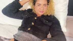 loira safada se masturbando gozando muito me chamou para participar da brincadeira