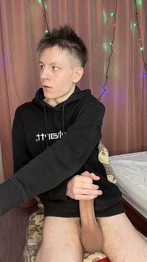 Twink Prostate Tingles During Intense Solo Hand Pump