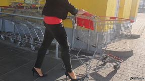 Daily Ways Milf shoeplay in Discounter HD wmv 1920x1080