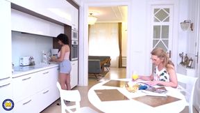 Sheryl Collins & Viana - Seducing My Niece