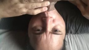 Mi vecino me propone pagar mi renta a cambio me meti� su pene hasta el fondo