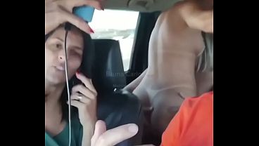 FODI A LOIRA GOSTOSA DENTRO DO CARRO E DEI LEITINHO NA BOCA DELA E O SEU EX FILMOU TUDO
