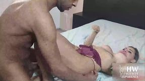 Neg&atilde_o Pauzudo fode com a vizinha enquanto o marido esta preso. Esposa safada, fica carente e nao resiste ao vizinho pauzudo.