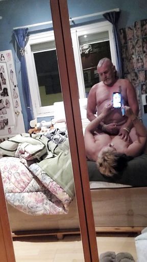 Sex through the mirror!!