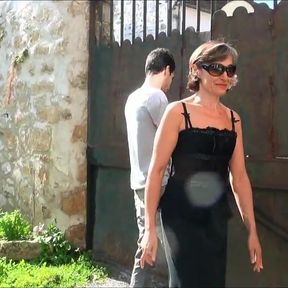 Two Young Men Meet a Mature Woman Online and Have Sex with Her in the Living Room