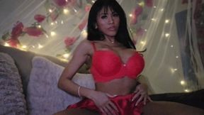 Ember Snow's Giant Anal Plug and Clit-Sucking Sunday Solo