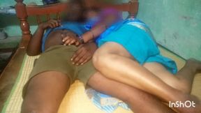 Kadhalan sunniyai kaiyaal aatum munnaal kadhali, ex-wife handjop with boy friend