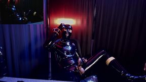 Rubberfetishboy Enjoy His Body