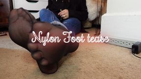 Foot Tease In Pantyhose