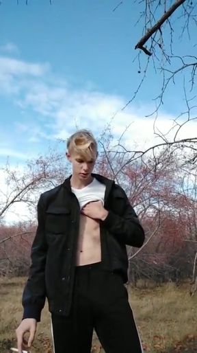Guy caught jerking off in the park