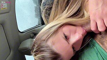 SEXO no carro com CUZINHO aberto BOQUETE molhado e BUCETA gozada