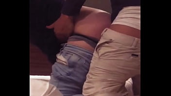 Me follo a pelo a compa&ntilde_ero de clases sumiso