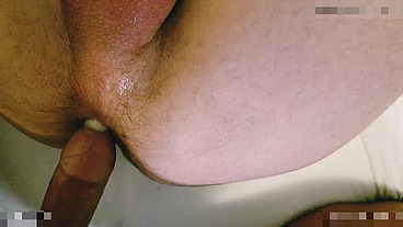 Insistió para que llene su culo de leche!