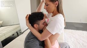 Jersey Shore Dreams! Tiny Blonde Gets The Guido Shes Always Wanted!