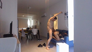 La Conoci en una Discoteca y Terminamos Grabando Porno