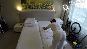 behind the scenes of mature milf julia north gets massage until anal