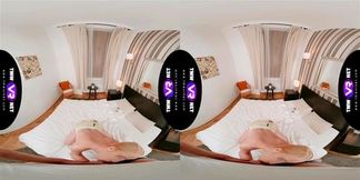 TmwVRnet Jessica Jade Planning tour with a dick in her hands