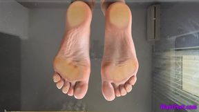 Keira Soles on Glass - Giantess Feet - HD MP4