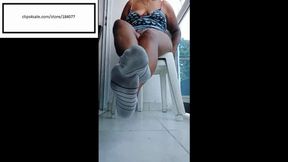 Brig_Sexi_Hot itches feet in dirty kitty socks