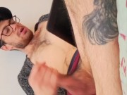 Farsi una sborratona guardando la foto del tuo amico eterosessuale