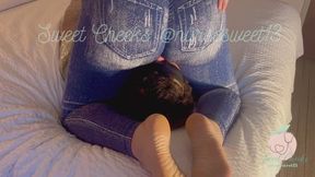 Sweet Cheeks- Guess my outfit