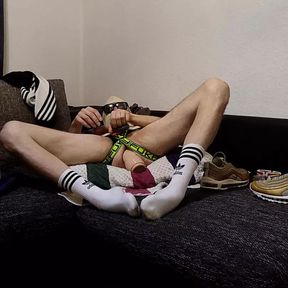 (GER) Masked Skater in smelly Socks &amp; Jogger sniff&#039;s his AirMax97 &amp; have a Anal Hole Training