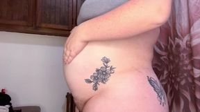 30 Week Pregnant Belly Oiling Up