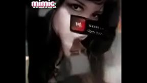 BLANQUITA COMIENDOSE UN GRAN POLLON MIENTRAS CANTA JOJOJOJO