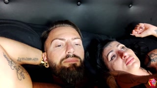 Ladymuffin E Tommy A Canaglia fanno i video nella loro cameretta