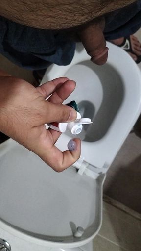 Colgate Mint for While Masturbating