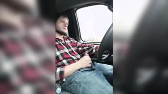 Amateur twink jerks his big cock while driving outdoors