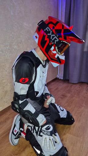 I Put on My Boyfriend's Mxgear, Cum Twice