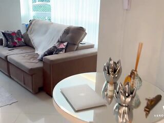 Large booty mother I'd like to fuck gets trapped in the washing machine