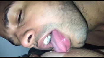 Patroa chamando pi&atilde_o para fuder