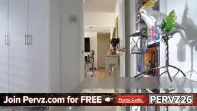 Bad Babysitter to her Boss: `I'll Call the Cops Unless You Fuck Me`