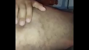 Mi amigo venezolano hetero se mete dedos para mi