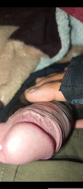 Hot gifted looking for a girl 🔥