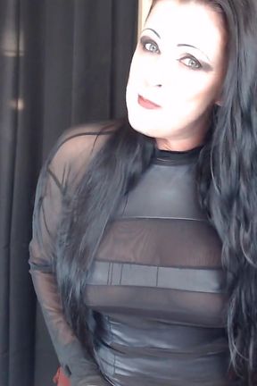 Hubba Bubba bubble gum chewing